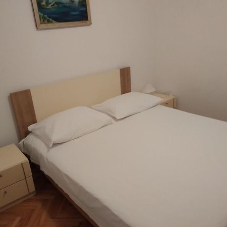 Mravak Apartments Трогир Экстерьер фото