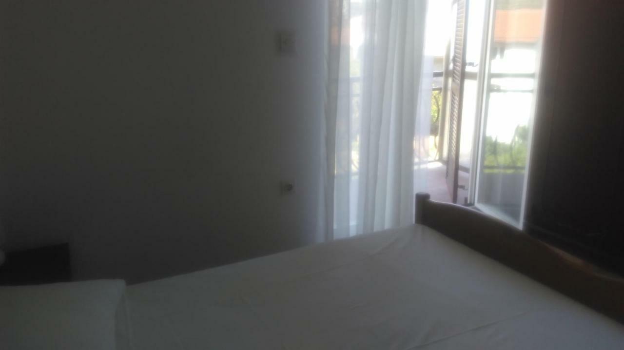Mravak Apartments Трогир Экстерьер фото