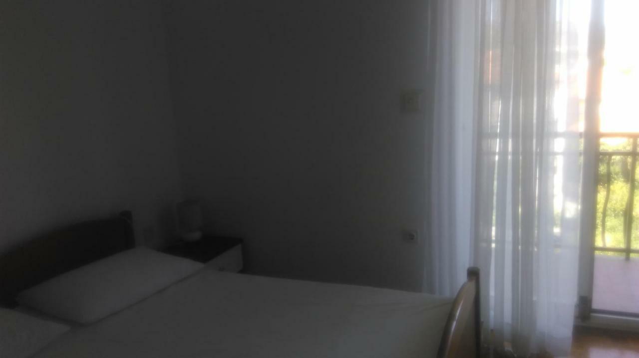 Mravak Apartments Трогир Экстерьер фото